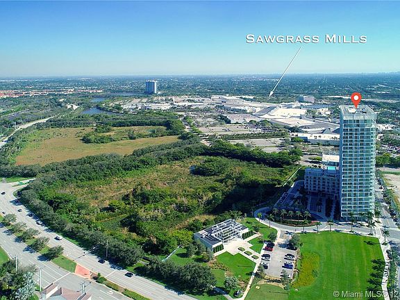 2nd image of 2000 Metropica Way APT 902