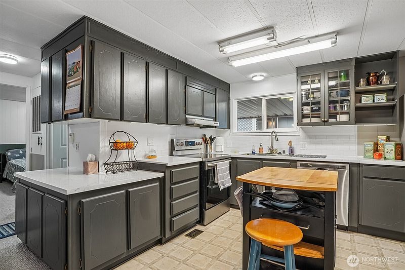 13th image of 2200 196th Street SE #49