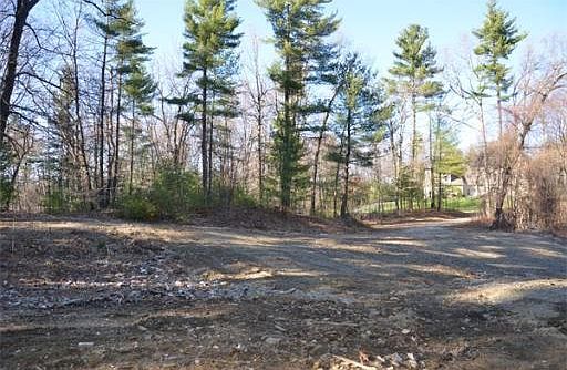 1st image of 80 Diamond Hill Ave