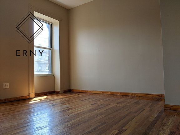 4th image of 1119 Bergen St #4C