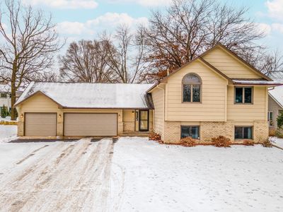 7127 Riverwood Dr NE, Fridley, MN, 55432