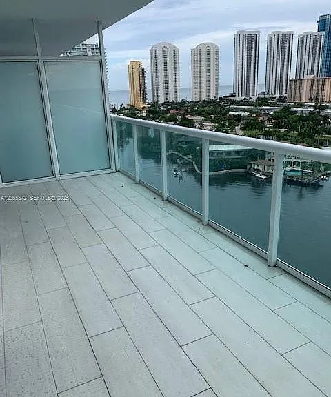 400 Sunny Isles Blvd #1606 — Photo 14
