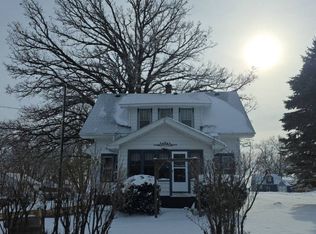 215 McKinley St, Manchester, MN 56007