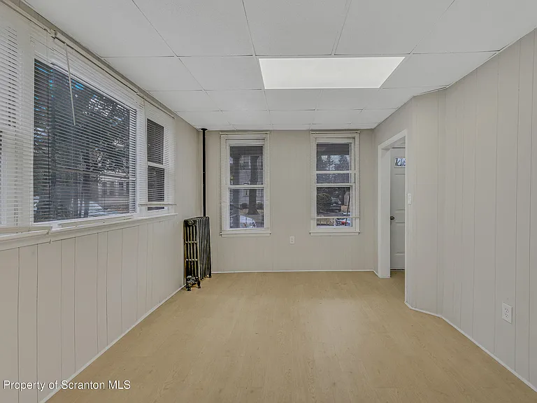 821 Delaware St — Photo 4