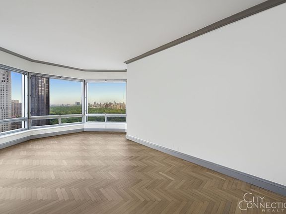 3rd image of 301 W 57th St APT 28A