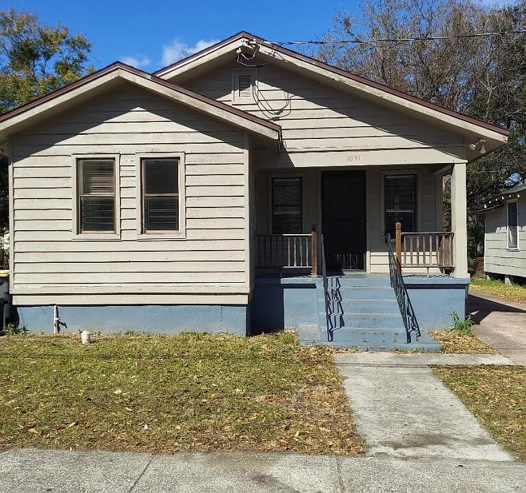1031 Frazier St