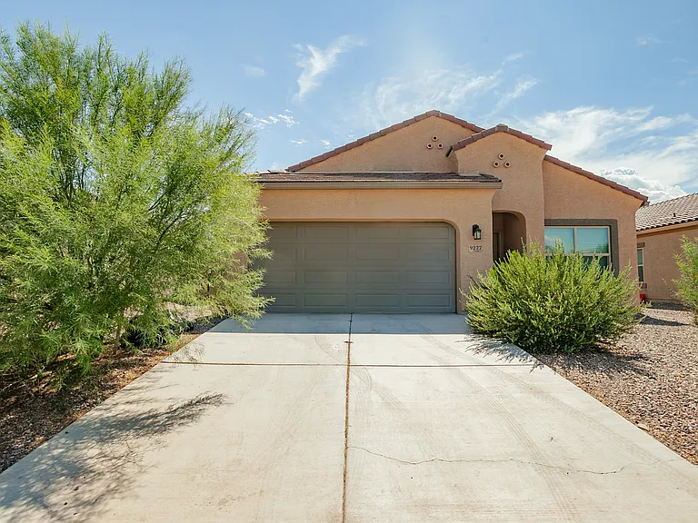 9277 W Creosote Rain Dr — Photo 47