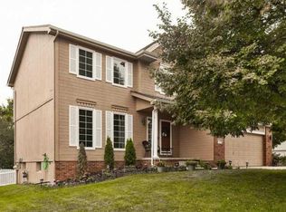 17129 Patterson Dr, Omaha, NE 68135