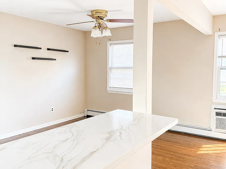 2484 Seymour Ave #1 — Photo 10