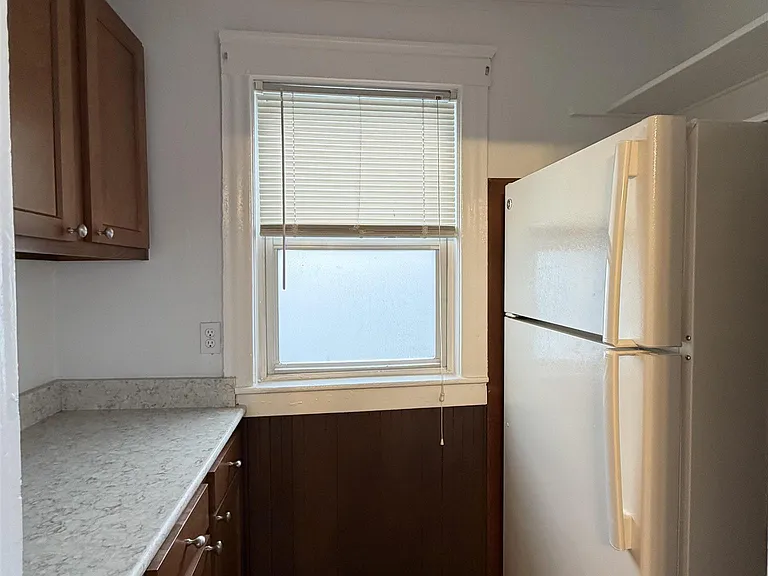 230 Cedar St — Photo 13