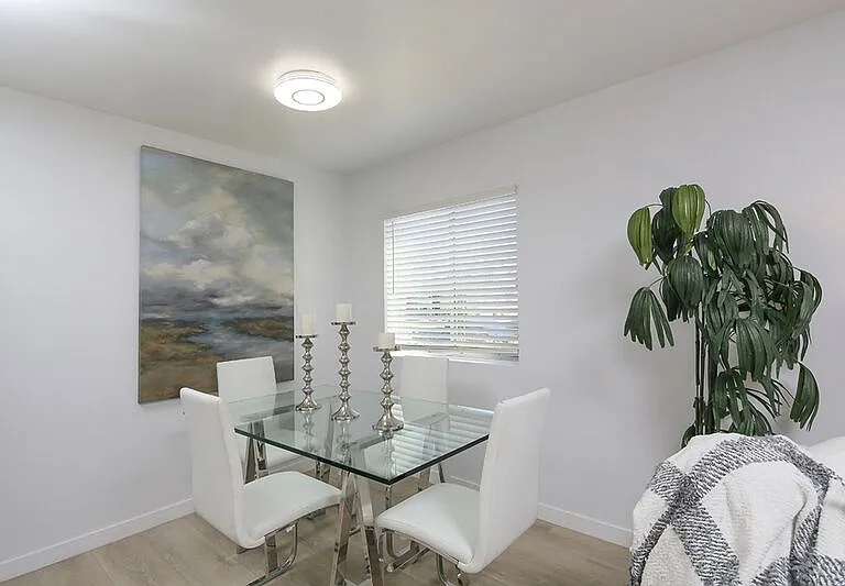 655 Ivy St #8 — Photo 11