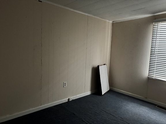 5th image of 22 Stevens St