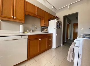 1301 S Finley Rd APT 107, Lombard, IL 60148