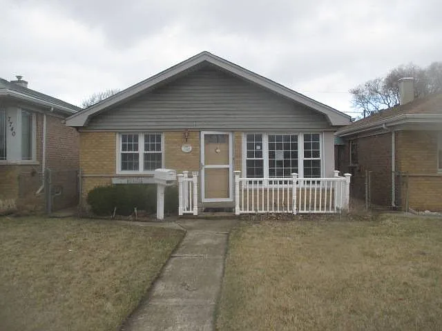 7738 State Rd photo 1