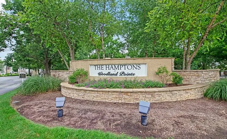 Hamptons at Woodland Pointe — Photo 28
