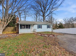 1380 Oakcrest Cir, Saint Leonard, MD 20685