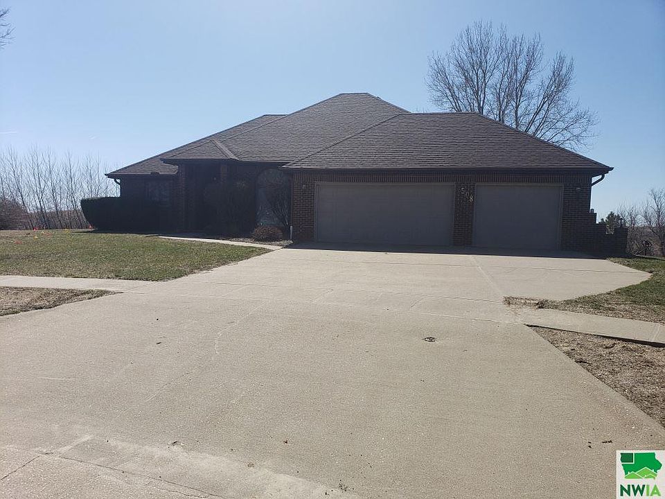 2nd image of 5508 Wild Rose Ln