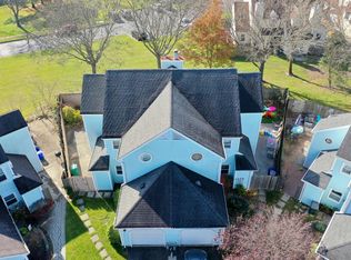11 Irving Ct #1, Freehold, NJ
