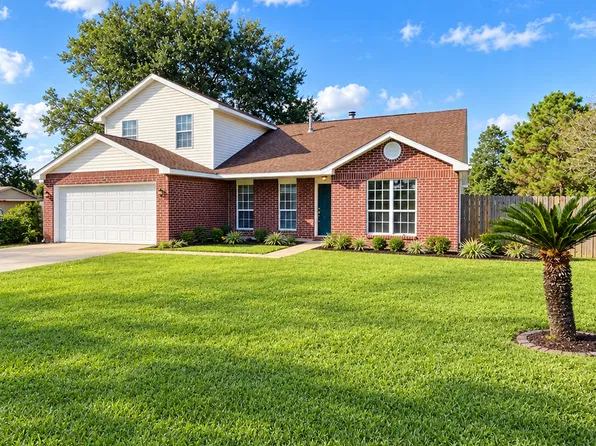 2042 Carolwood Dr, Biloxi, MS 39532