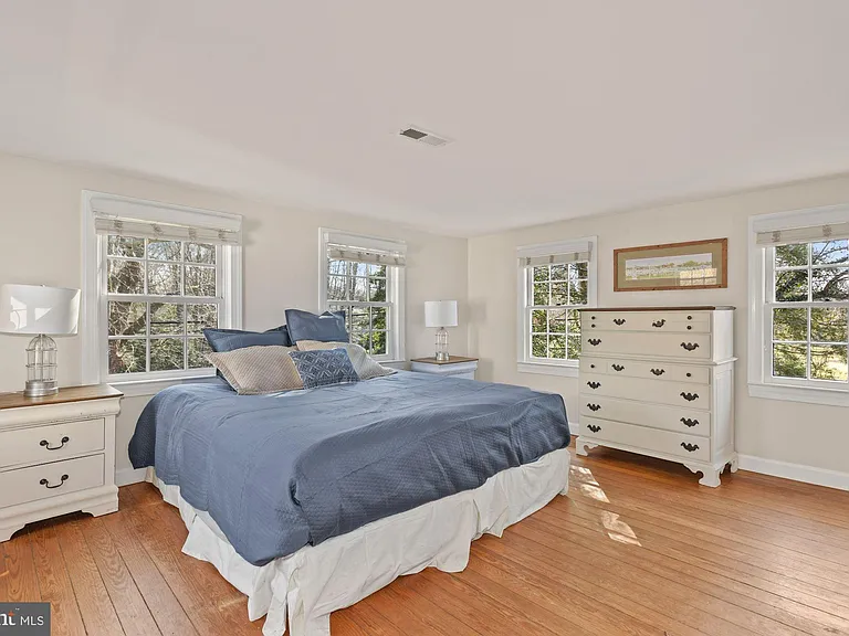326 Walker Rd — Photo 26