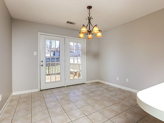 5th image of 12318 Cherry Laurel Dr