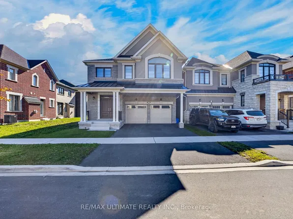 2885 Foxden Sq, Pickering, ON L1X 0N9