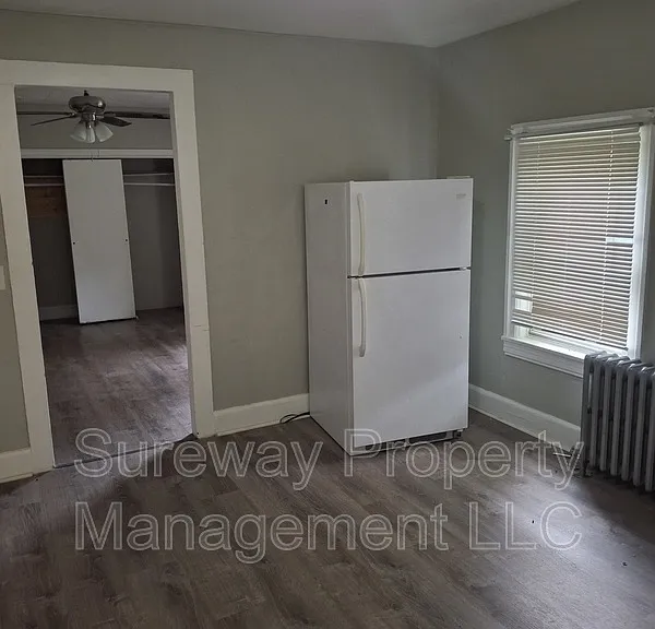 25 Camden Ave #A — Photo 8