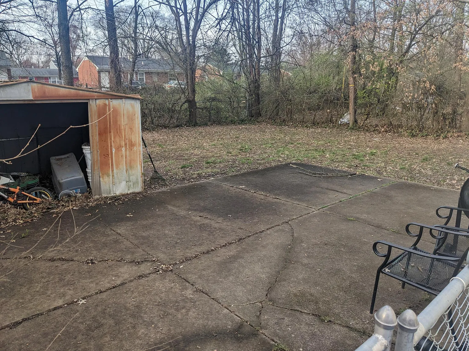 3 bed, 900 sqft, $1,450 — Photo 2