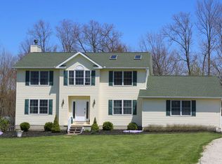 12426 Pleasant Valley Rd, Utica, OH 43080