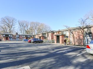 160 Fairfield Woods Rd APT 46, Fairfield, CT 06825