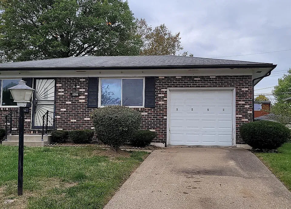 1291 Seymour Ave