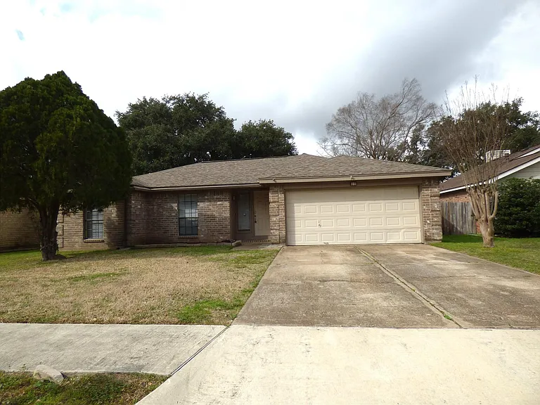 1242 Park Ln — Photo 1