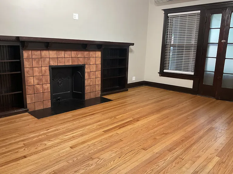 6111 S Greenwood Ave #1S — Photo 10