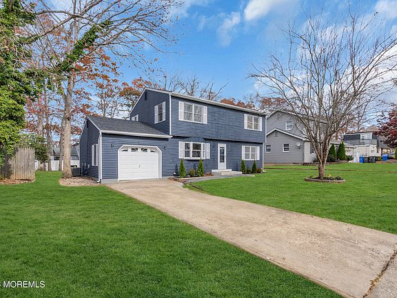 3rd image of 1186 Galley Avenue