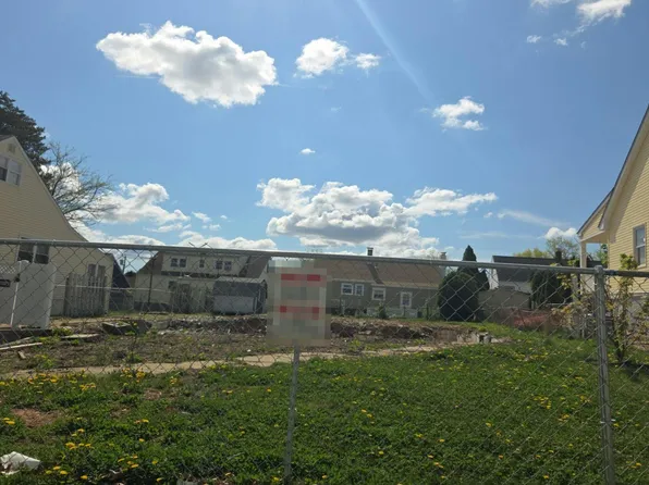 86 McGuire St, Metuchen, NJ 08840