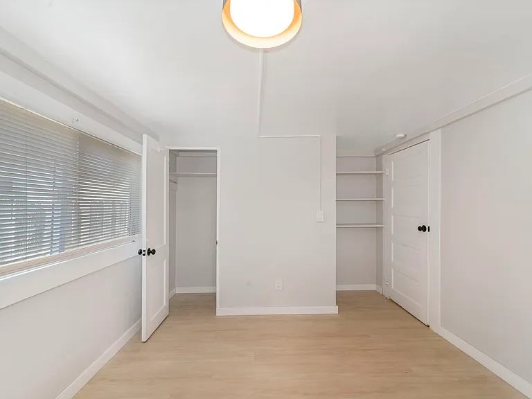 3290 Logan Ave #3290 — Photo 7