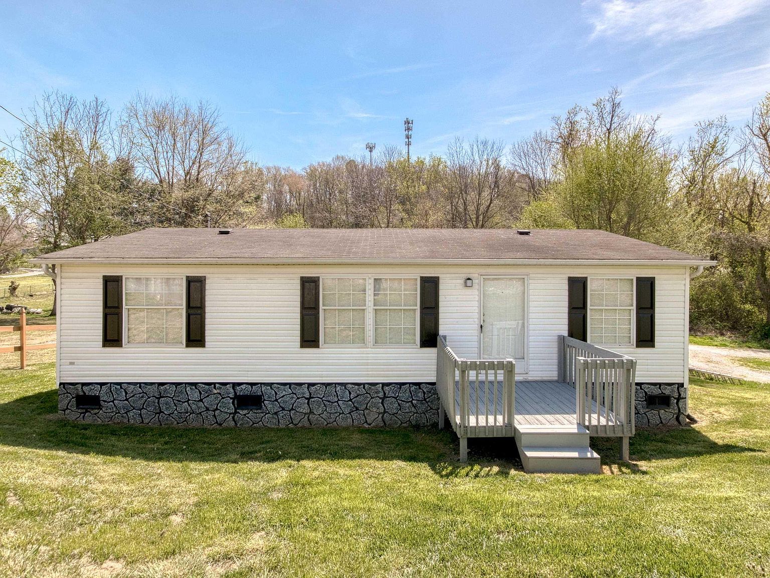 604 Newbern Rd, Pulaski, VA 24301 Zillow