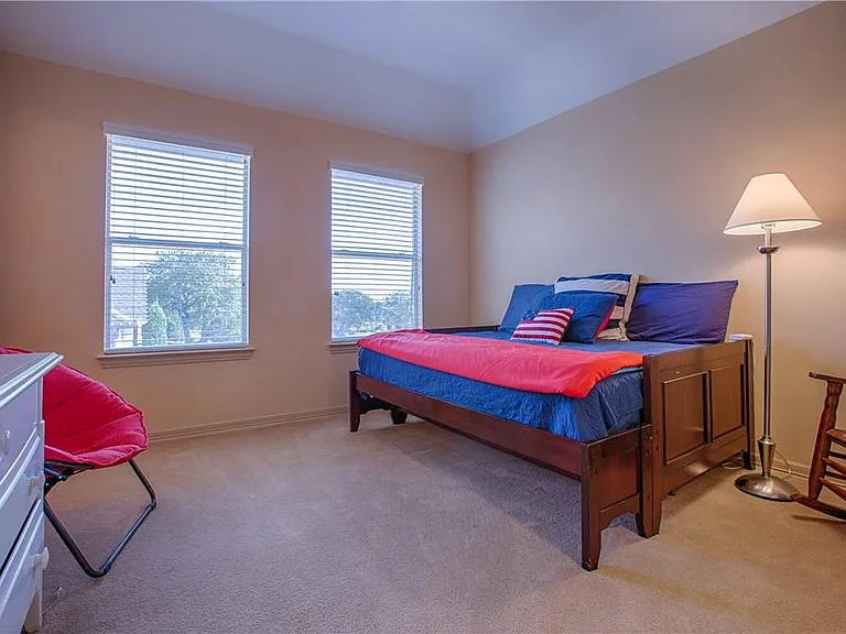 12500 Calistoga Way — Photo 19
