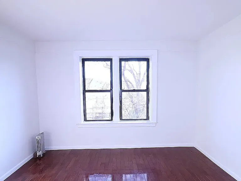 102-45 Corona Ave #R3B — Photo 2