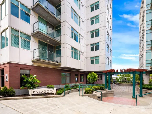 1100 106th Avenue NE #807, Bellevue, WA 98004