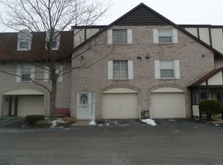 15 Oxford Ct, Pittsburgh, PA