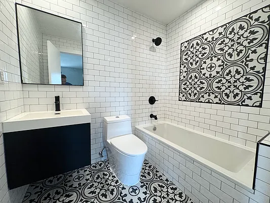 Rented by Pear NYC LLC | media 4