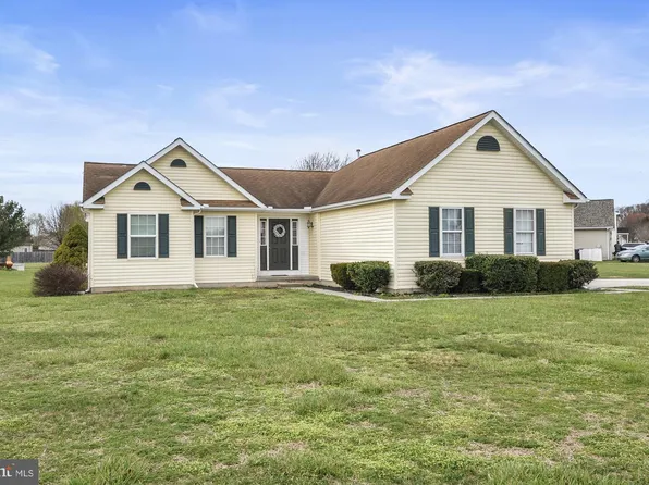 136 Kindling Dr, Felton, DE 19943