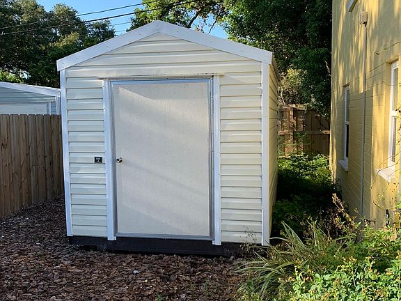 4th image of 1217 Bermuda St #1217