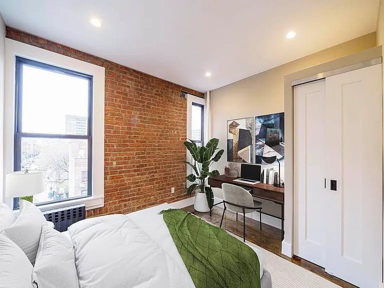 150 E 2nd St #5B — Photo 8