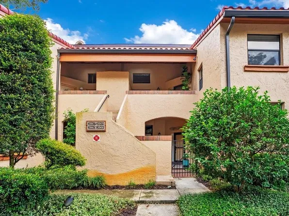 2865 PALERMO COURT #2865, ORLANDO, FL 32806