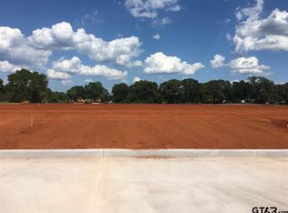 4 Sunny Mdws, Whitehouse, TX 75791