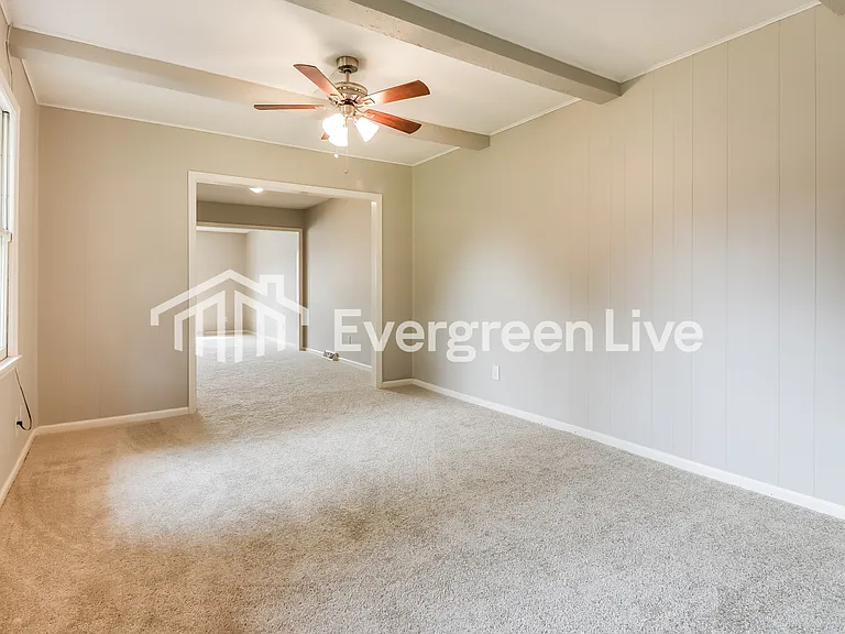 3909 S Berry Ln — Photo 4