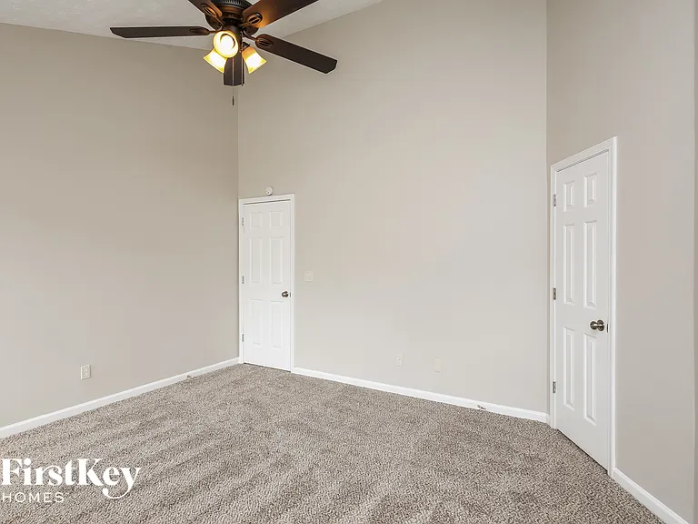 445 Windsor Brook Ln — Photo 10