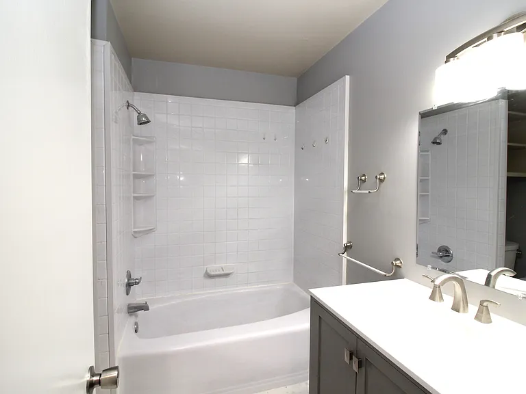 2720 Randleman Rd — Photo 28